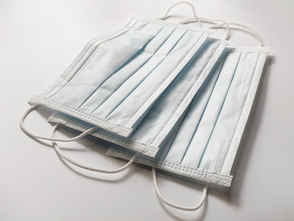 115 беларусаў за суткі заразіліся COVID-19. СААЗ: закрыццё межаў не прадухіліць распаўсюджванне каранавіруса