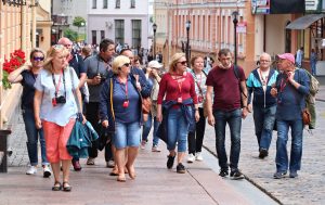 Будуць караць за адступленне ад тэмы. Як працуюць новыя правілы праверкі экскурсаводаў Будуць караць за адступленне ад тэмы. Як працуюць новыя правілы праверкі экскурсаводаў