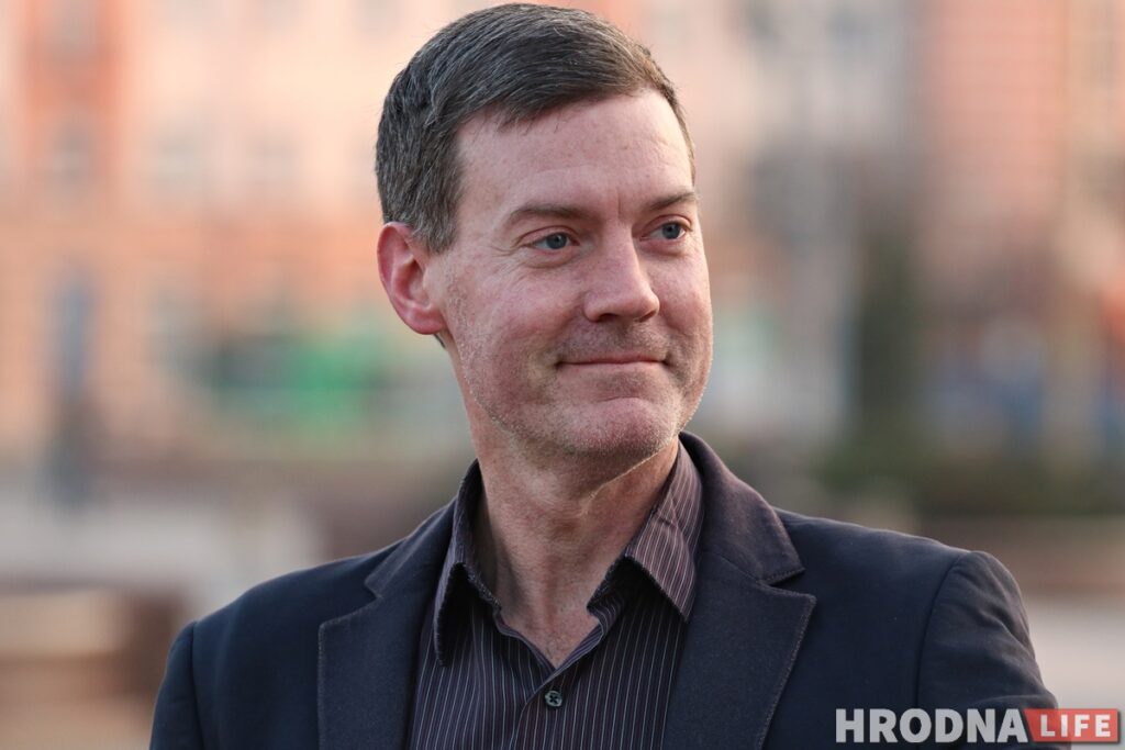 «У нас очень раскаленная ситуация в обществе». Американец из Гродно рассказал про выборы в США «У нас очень раскаленная ситуация в обществе». Американец из Гродно рассказал про выборы в США