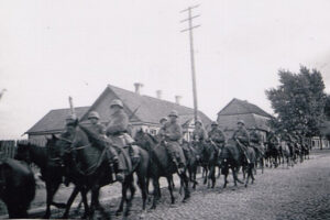 “Да адзінства тут далекавата”. Што кажуць гісторыкі наконт датаў для новага дзяржаўнага свята