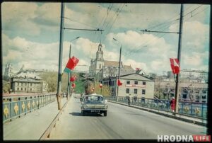 На сметніку ў Гродне знайшлі старыя фота і плёнкі. Каму яны належалі? Негатив, который нашли возле мусорных контейнеров. Автор снимка Иван Романович Лысенко