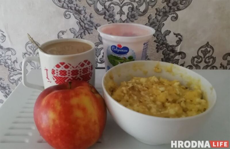 Готовь быстро, ешь медленно. «Кекс из общаги» с йогуртом к воскресному завтраку