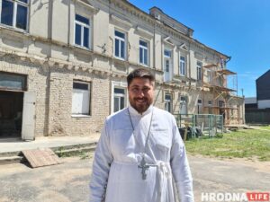 «Васількі» і «Пчала». Праваслаўны святар марыць пабудаваць сацыяльны цэнтр і пякарню ў Гродне «Васількі» і «Пчала». Праваслаўны святар марыць пабудаваць сацыяльны цэнтр і пякарню ў Гродне