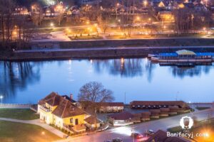 Пляцоўку на Леванабярэжнай у Гродне выкупілі мінскія бізнесмены - арганізатары Vulitsa Ezha Пляцоўку на Леванабярэжнай у Гродне выкупілі мінскія бізнесмены - арганізатары Vulitsa Ezha