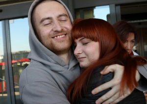 Сядзеў даўжэй, чым сустракаліся. Як дзяўчына чакала палітвязня Дзмітрыя Фурманава з калоніі Сядзеў даўжэй, чым сустракаліся. Як дзяўчына чакала палітвязня Дзмітрыя Фурманава з калоніі