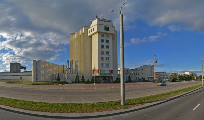 В “Гродножилстрой” обещают пускать только со справкой о вакцинации. Но подход “будет цивилизованным”