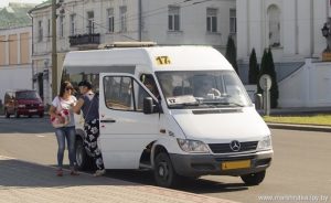 В Гродно на всех остановках развесят камеры, чтобы контролировать маршрутчиков В Гродно на всех остановках развесят камеры, чтобы контролировать маршрутчиков