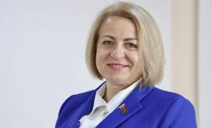 У Гродне - новая старшыня абласнога Савета дэпутатаў. Яна будзе змагацца з фэйкамі і слухаць выбаршчыкаў Елена Пасюта. Фото Гродненская правда