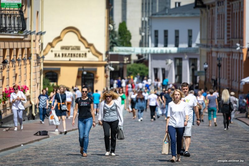 У Гродне створаць відэаролікі да 45-годдзя раёнаў. Для аднаго раёна выбіраюць слоган У Гродне створаць відэаролікі да 45-годдзя раёнаў. Для аднаго раёна выбіраюць слоган