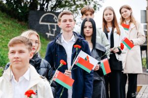 "Не звальняюць, а прафілактуюць". У школах Гродна заняліся настаўнікамі - за подпісы на выбарах-2020 "Не звальняюць, а прафілактуюць". У школах Гродна заняліся настаўнікамі - за подпісы на выбарах-2020