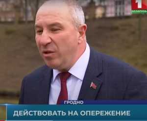 Караеў расказаў пра захоп "тэрарыста" ў Гродне і заклікаў глядзець, хто што фатаграфуе Юрий Караев в Гродно