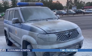 Гарэла "Экалагічная альтэрнатыва" пад Гродна. Відэа абгарэлы патрульны аўтамабіль