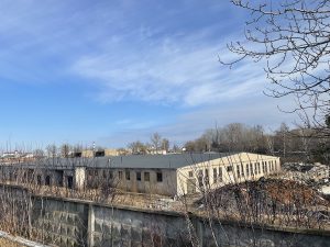 Былы рэктар ГрДУ Андрэй Кароль намагаўся атрымаць кватэру ў Мінску. Але ў яго сям’і ўжо ёсць пяць кватэр у Гродне Маёмасць "Гроднагарбуд". Фота bankrottorg.by