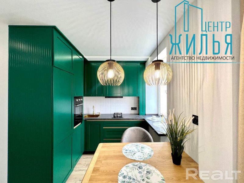 Нерухомасць тыдня: купіць кватэру са “смарагдавай кухняй” побач з цэнтрам Гродна перапланаваная кватэра хрушчоўка ў Гродна