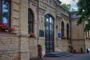 Караоке ў Ашмянах аштрафавалі за ўласнае мерапрыемства - арганізатар быў не з рэестра Канцэртная зала Цэнтра культуры Гродна. Фота: ckg.by