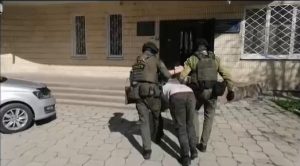 У ГУБАЗіК расказалі, колькі яны затрымалі летась за «экстрэмізм» Затрыманне Аляксандра Лаўрэнцьева