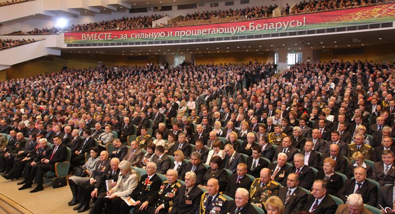 "Гарачыя дэбаты ў калектывах". Хто будзе прадстаўляць Гродзеншчыну на УНС і чым яны будуць займацца Усебеларускі народны сход.