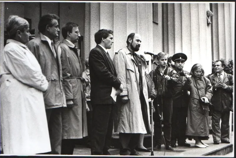 Торжественное открытие мемориальной доски, посвященной восстанию Костюшко, в 1994 году.