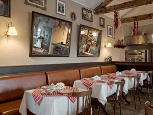 Итальянское кафе NONNA в Скиделе. Фото: hotim-design.by