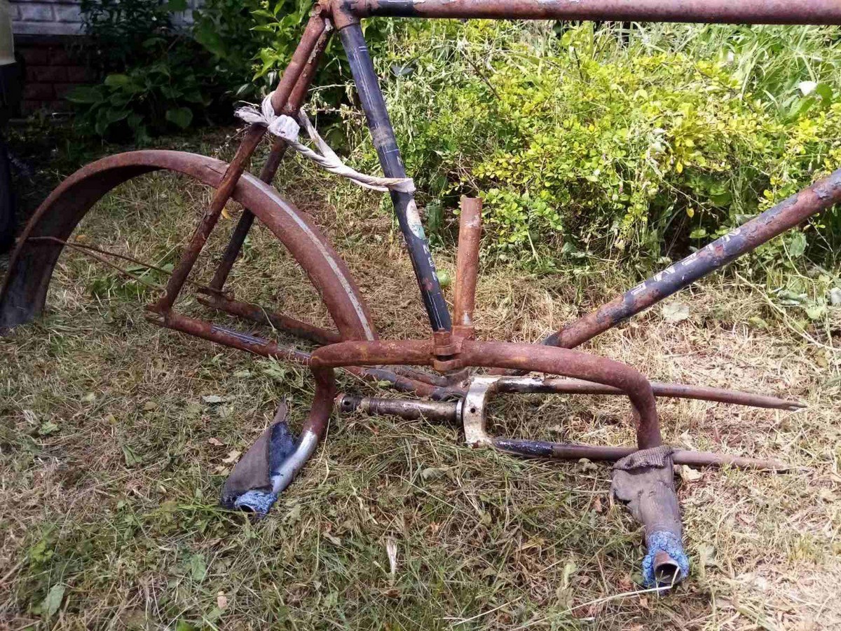 Вот так велосипед «Неман» попал к реставратору