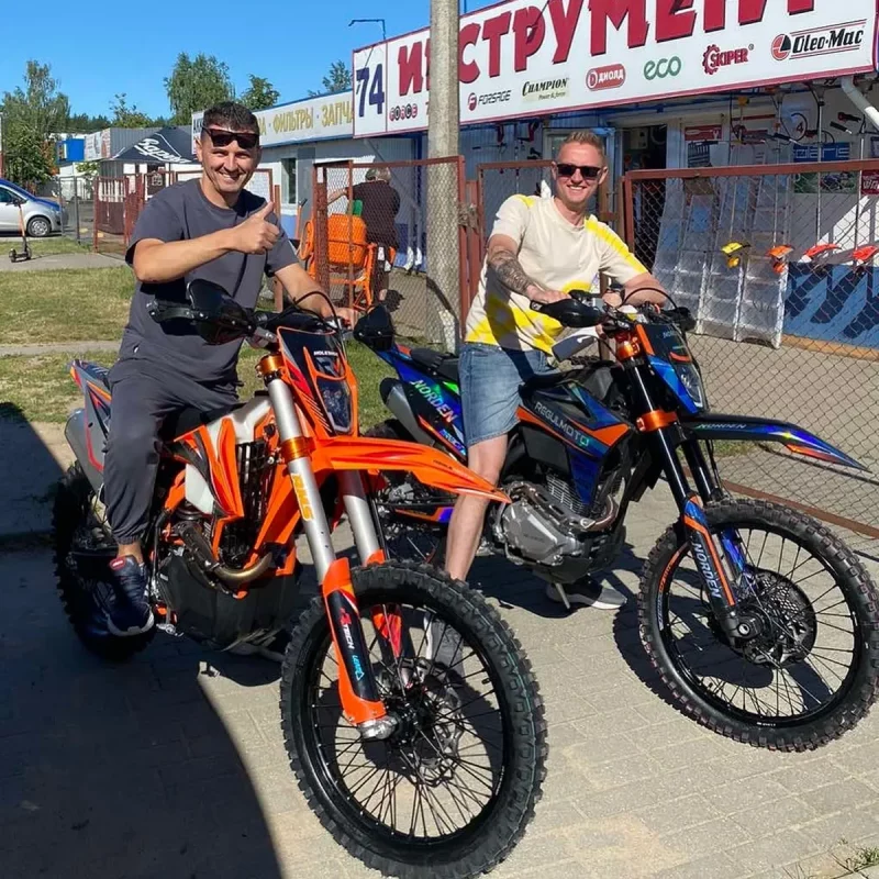 Каля Гродна адкрылі пракат матацыклаў для бездарожжа - даюць ездзіць нават без правоў Прокат мотоциклов для бездорожья в Гродно. Фото: "АвтоГродно"
