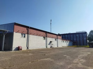 Фабрыку матрацаў «Белабеддінг» у Гожы выставілі на аўкцыён за пазыкі Будынкі кампаніі «Белабеддінг», якія выставілі на аўкцыён. Крыніца: e-auction.by