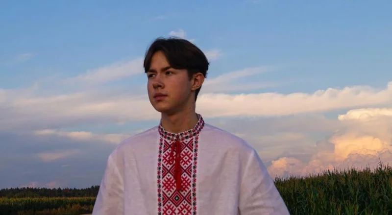 У Гродна з канцэртам едзе вядомы беларускамоўны тыктокер  Ілля Шынкарэнка. Фота: скрыншот Hrodna.life з Instagram музыкі