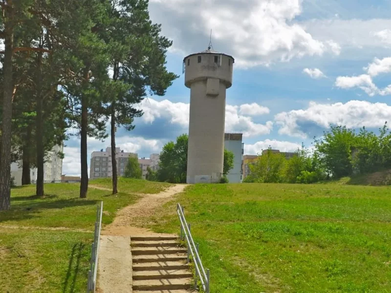 У Гродне прадаюць воданапорную вежу ў новым мікрараёне - там можна адкрыць кафэ Воданапорная вежа на Фолюшы