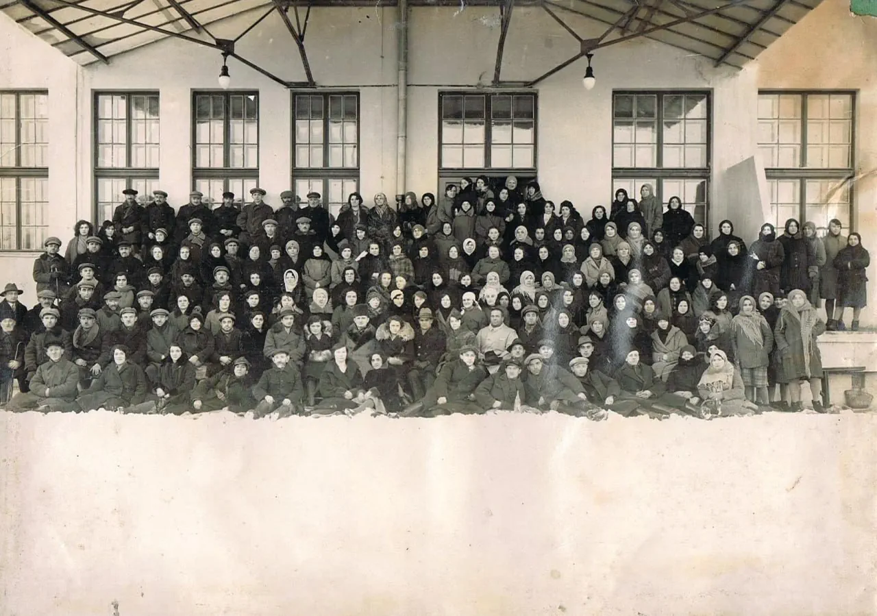 Работнікі тытунёвай фабрыкі ў Гродне, 1930-я гады. Фота з архіву гераіні