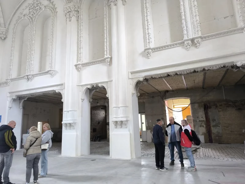 У гродзенскай сінагозе знеслі частку сцен - хочуць вярнуць гістарычны выгляд У гродзенскай сінагозе знеслі частку сцен - хочуць вярнуць гістарычны выгляд