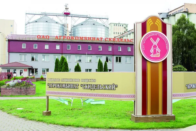 Ад птушкаводаў да начальніка аддзела кадраў. Найбуйнейшаму агракамбінату Беларусі востра не хапае работнікаў Ад птушкаводаў да начальніка аддзела кадраў. Найбуйнейшаму агракамбінату Беларусі востра не хапае работнікаў