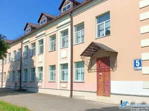 IT-кампанія пераробіць «Прамень» у каворкінгі: праект рэканструкцыі будынка можна абмеркаваць Прамень - продажа с аукциона в Гродно