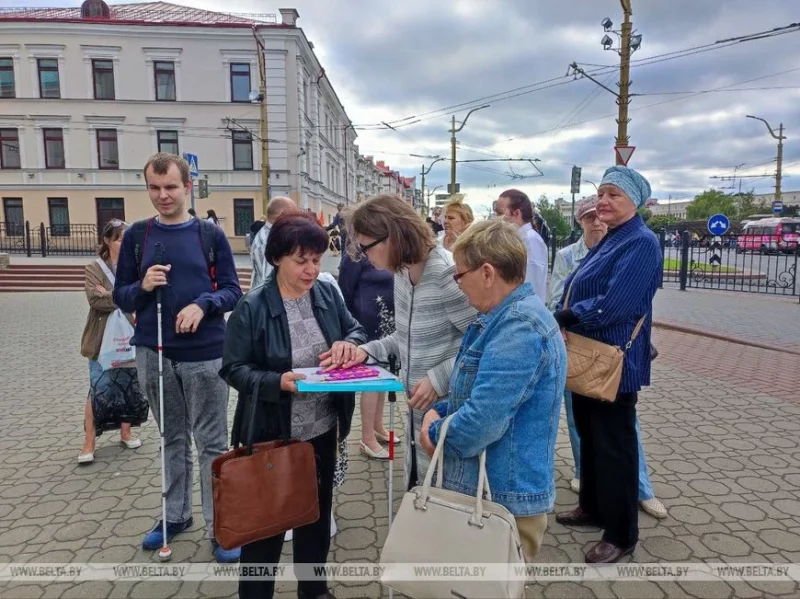 «Гродна ў фармаце тыфла». Незвычайную тактыльную экскурсію правялі для невідушчых