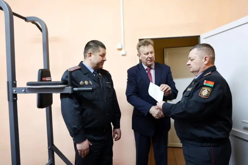 Беларуса аштрафавалі за абразу сілавікоў — тыя зрабілі справаздачу аб дабрачыннасці