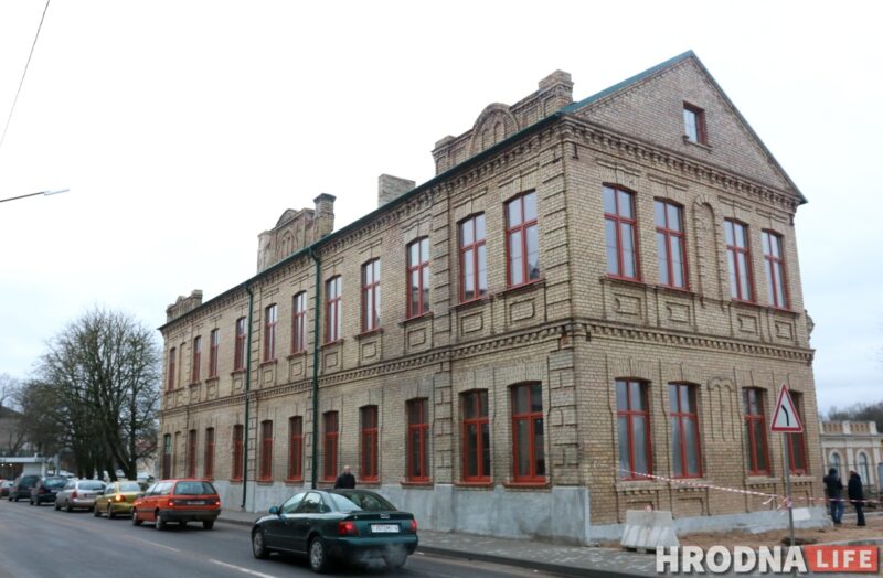 Большая Троицкая дом