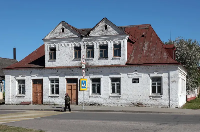 У Гальшанах з аўкцыёну прададуць будынак былой амбулаторыі