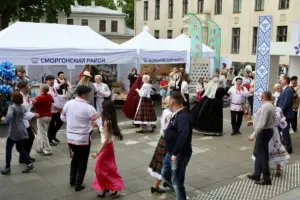 Сцэна, залітая вадой, і "пераапранутыя" украінцы. Што не спадабалася гродзенцам на Фестывалі нацыянальных культур?
