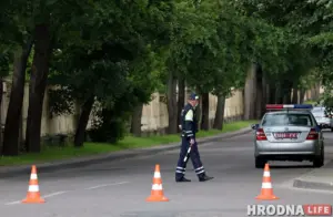 За гродзенскіх валанцёраў у хоспісе, якія шылі камбінезоны для медыкаў, заступіўся Мечыслаў Гой