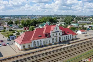 Улад Слоніма папрасілі пусціць дадатковыя аўтобусы - тыя праблемы не бачаць Улад Слоніма папрасілі пусціць дадатковыя аўтобусы - тыя праблемы не бачаць
