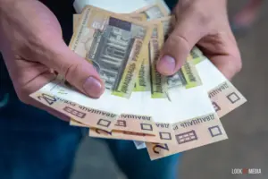 Карупцыя ў медыцыне. У Гродне мінчуку далі восем гадоў за хабар і пазбавілі звання маёра белорусские рубли деньги